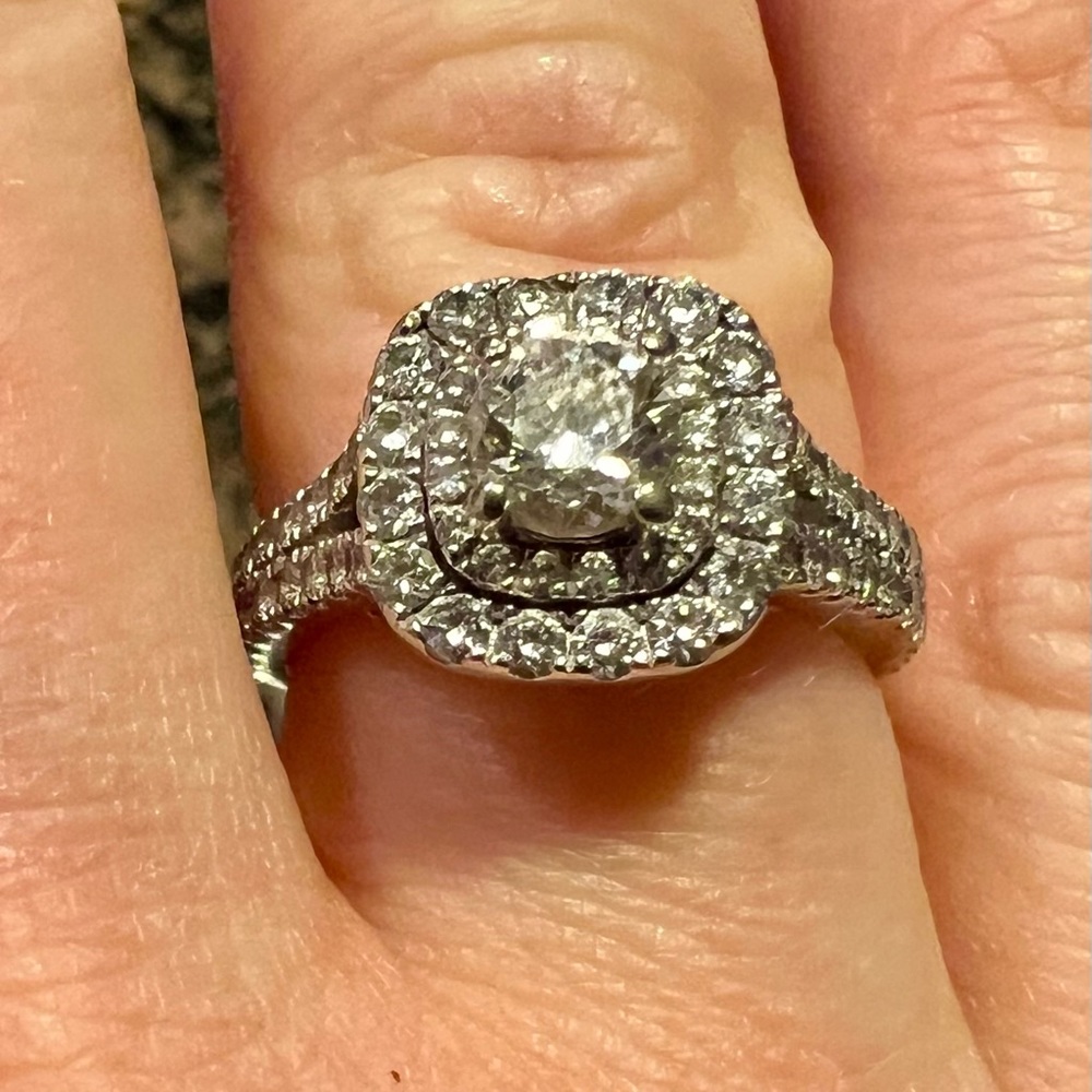 Never used engagement ring from Zales. 
Vera Wang Love collection-1.5CT TW.